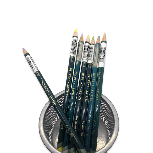 LAPIZ DERWENT DEEP CAD ARTIST #0600